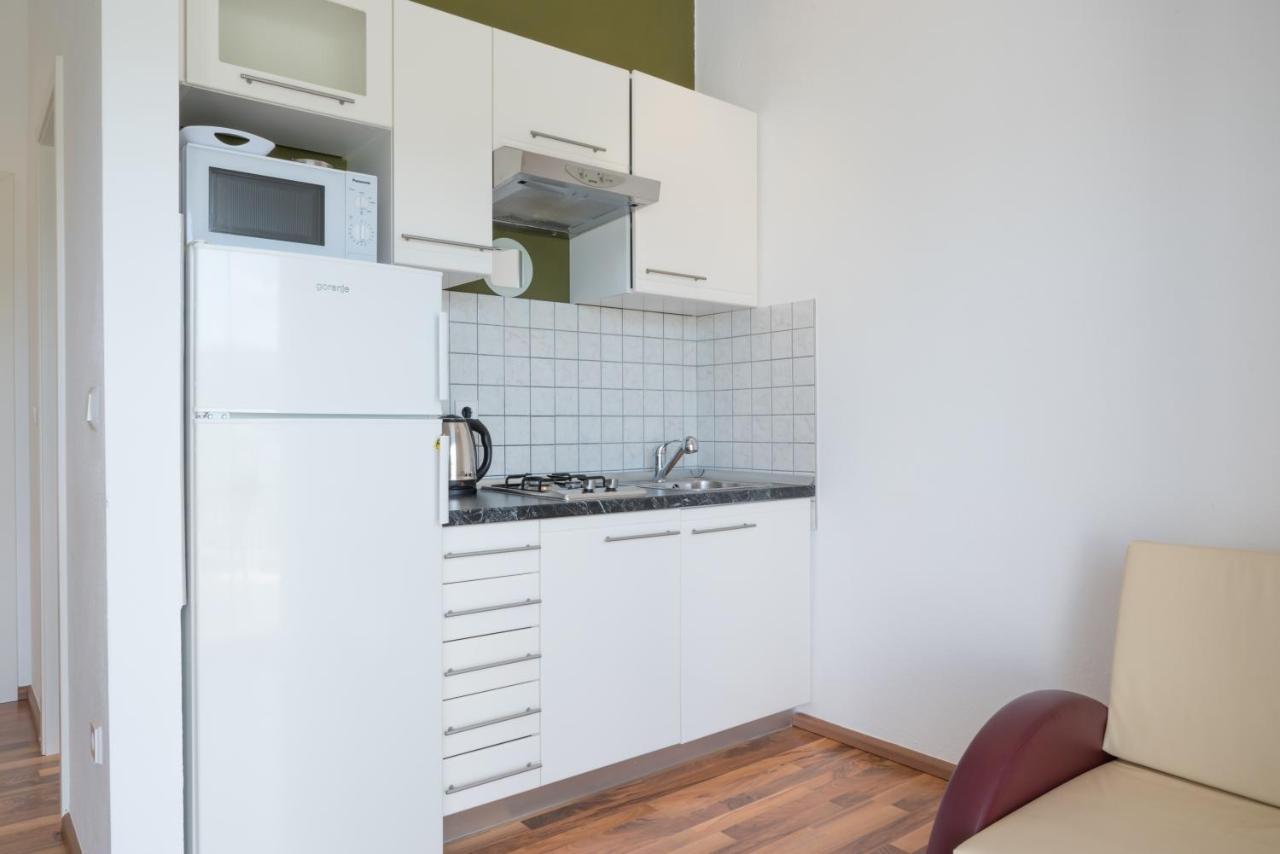 Vdl Apartments Trogir Eksteriør billede