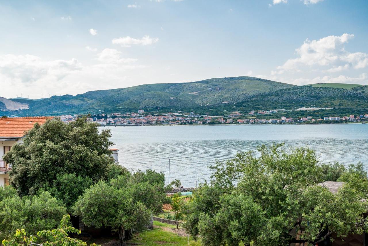 Vdl Apartments Trogir Eksteriør billede