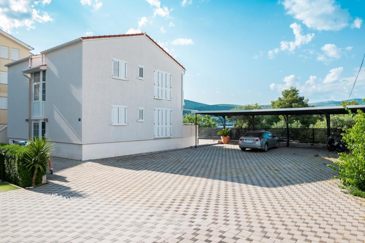 Vdl Apartments Trogir Eksteriør billede