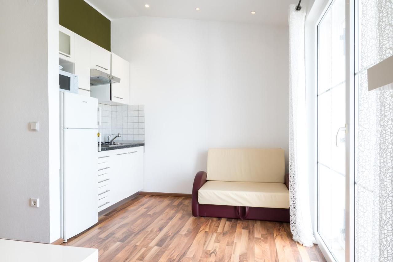 Vdl Apartments Trogir Eksteriør billede