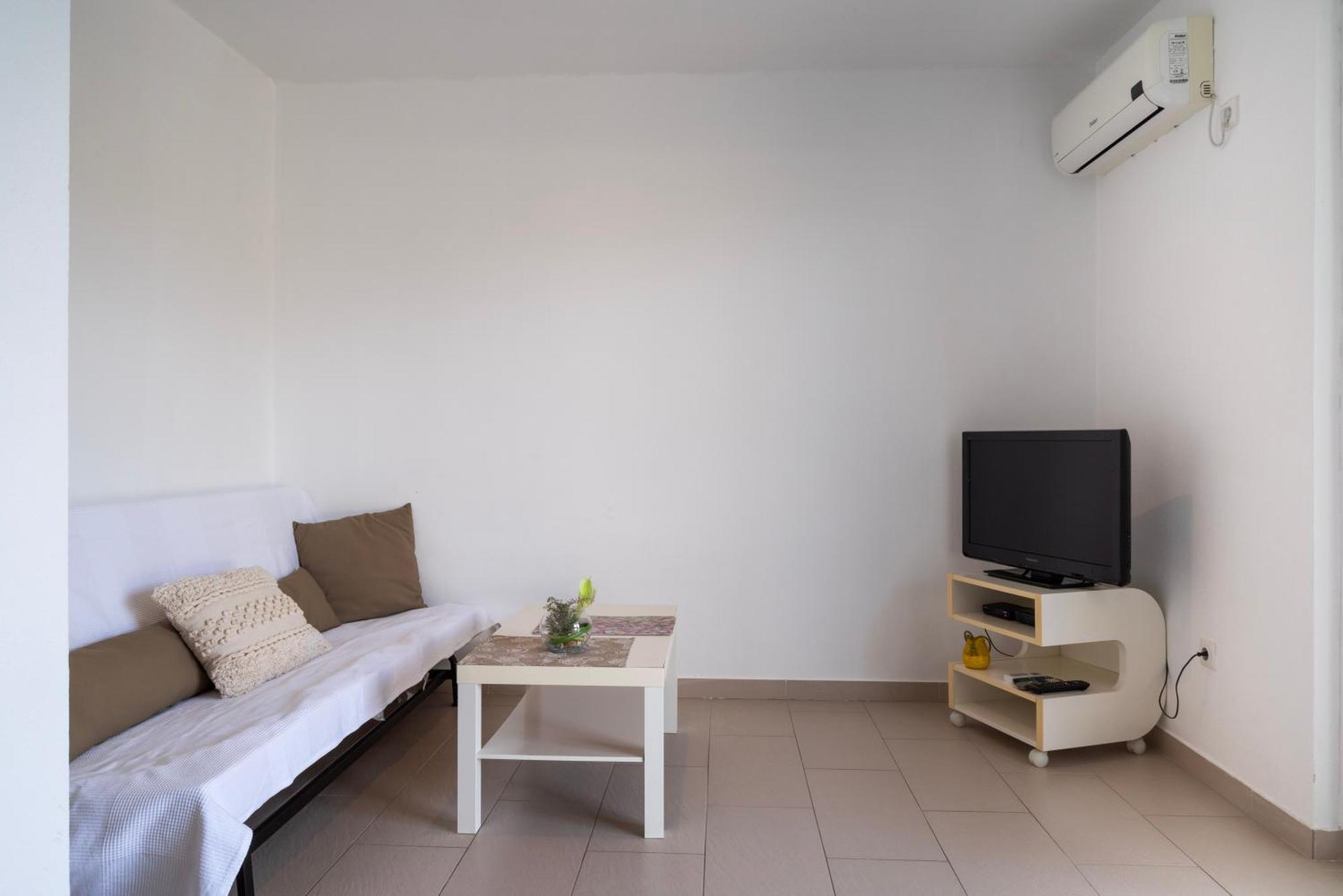 Vdl Apartments Trogir Eksteriør billede